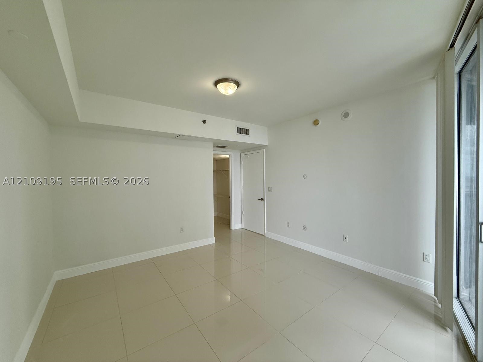 495 Brickell Ave #4408 Miami, FL 33131
