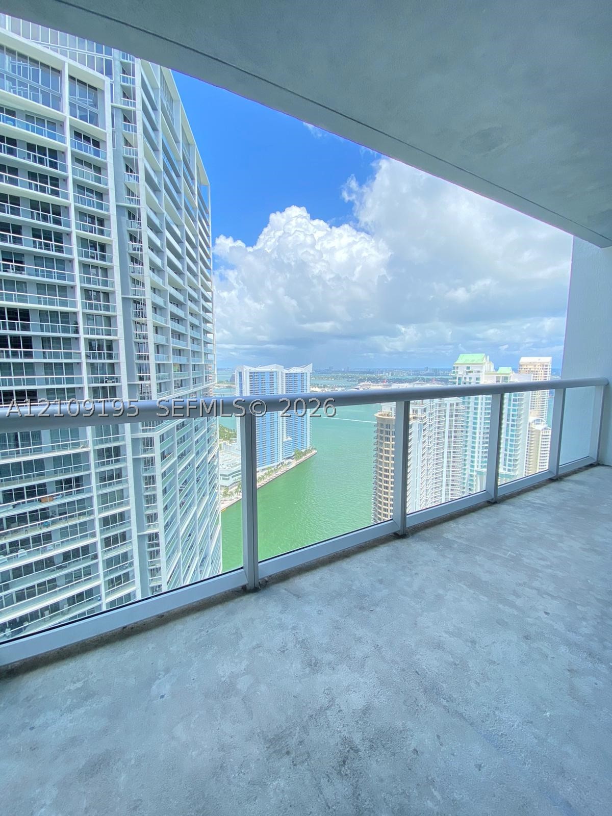495 Brickell Ave #4408 Miami, FL 33131