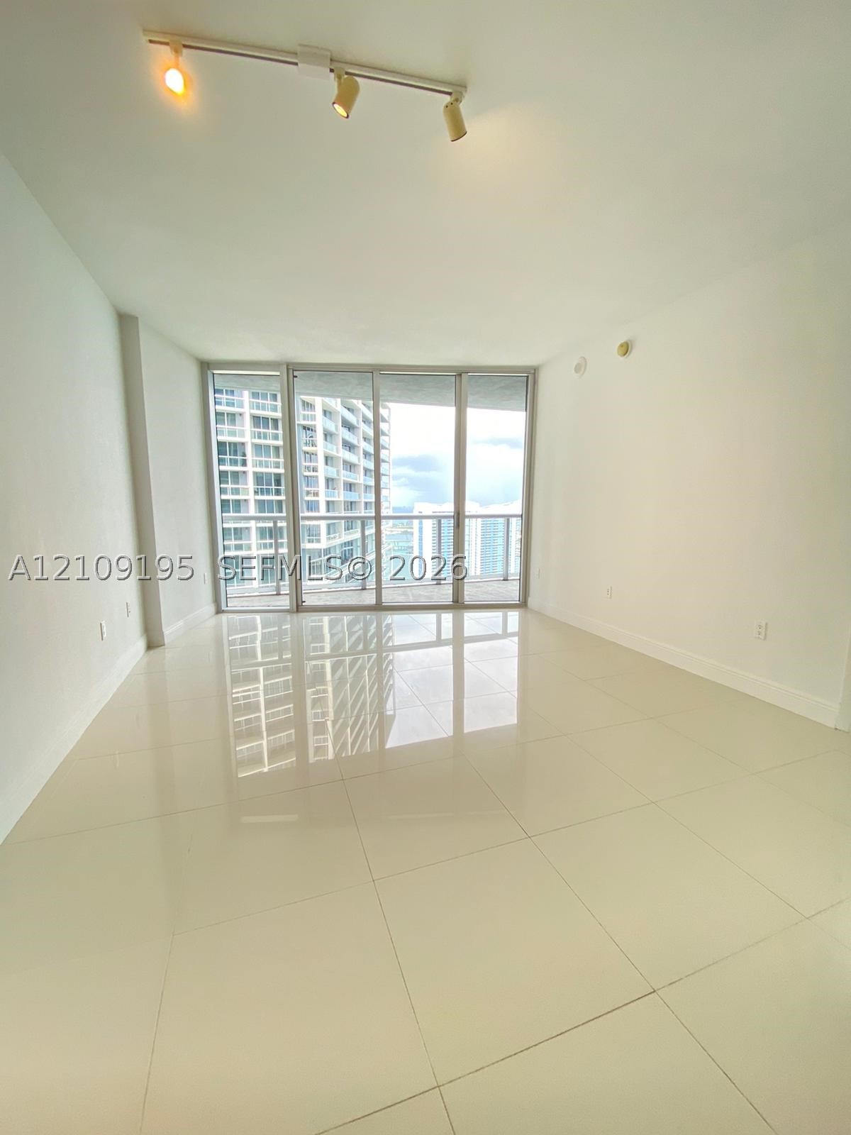 495 Brickell Ave #4408 Miami, FL 33131