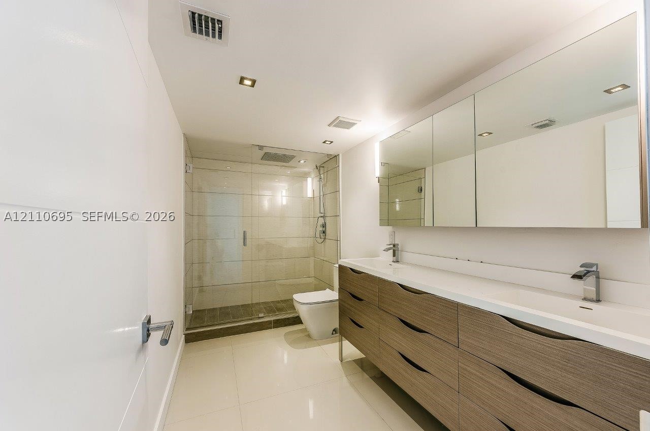 177 Ocean Ln Dr #501 Key Biscayne, FL 33149