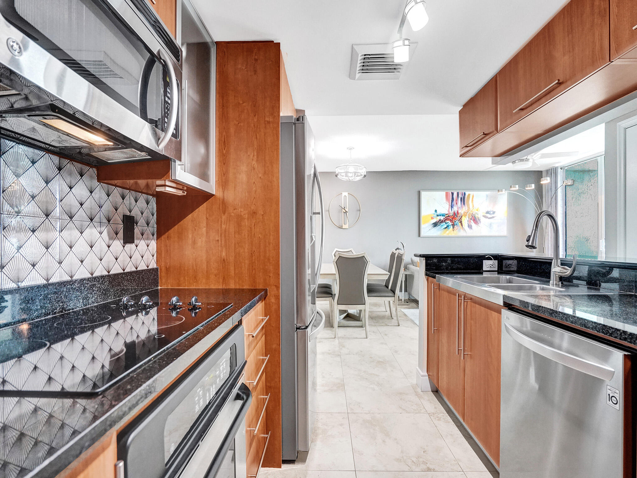 600 W Las Olas #1501s Fort Lauderdale, FL 33312