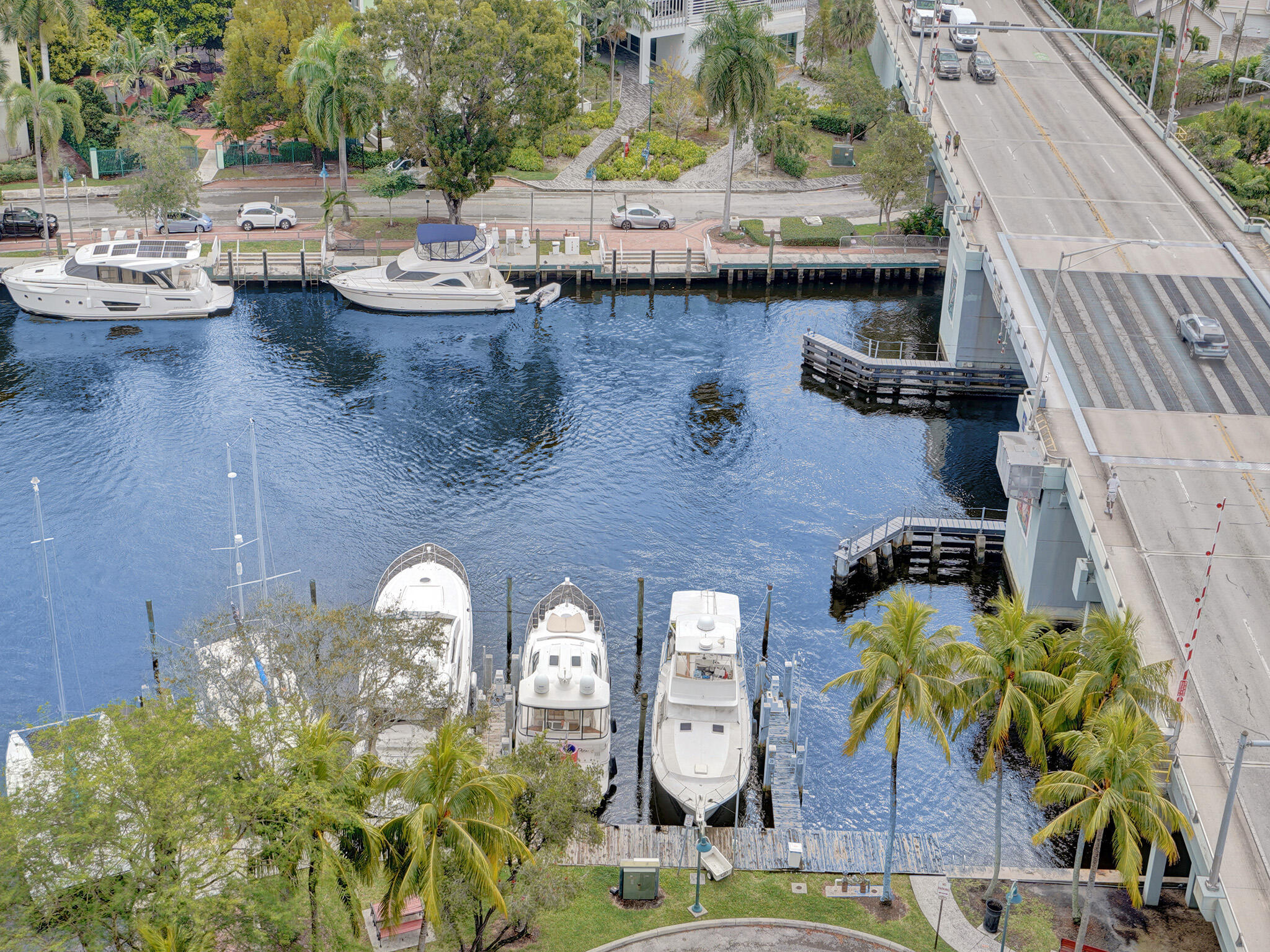 600 W Las Olas #1501s Fort Lauderdale, FL 33312