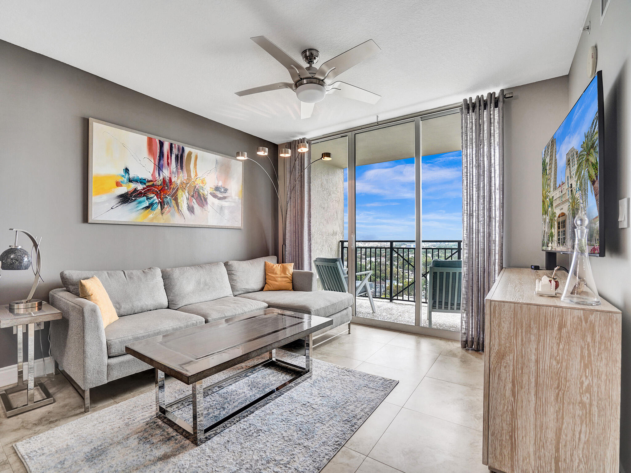 600 W Las Olas #1501s Fort Lauderdale, FL 33312