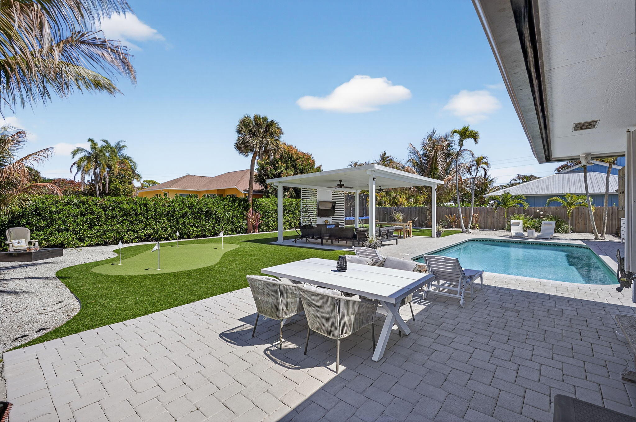 4415 River Pines Tequesta, FL 33469