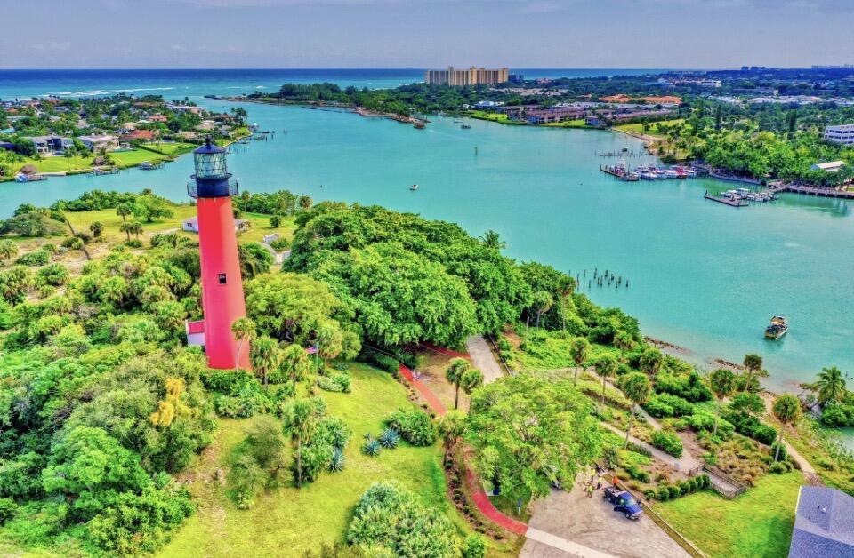 4415 River Pines Tequesta, FL 33469