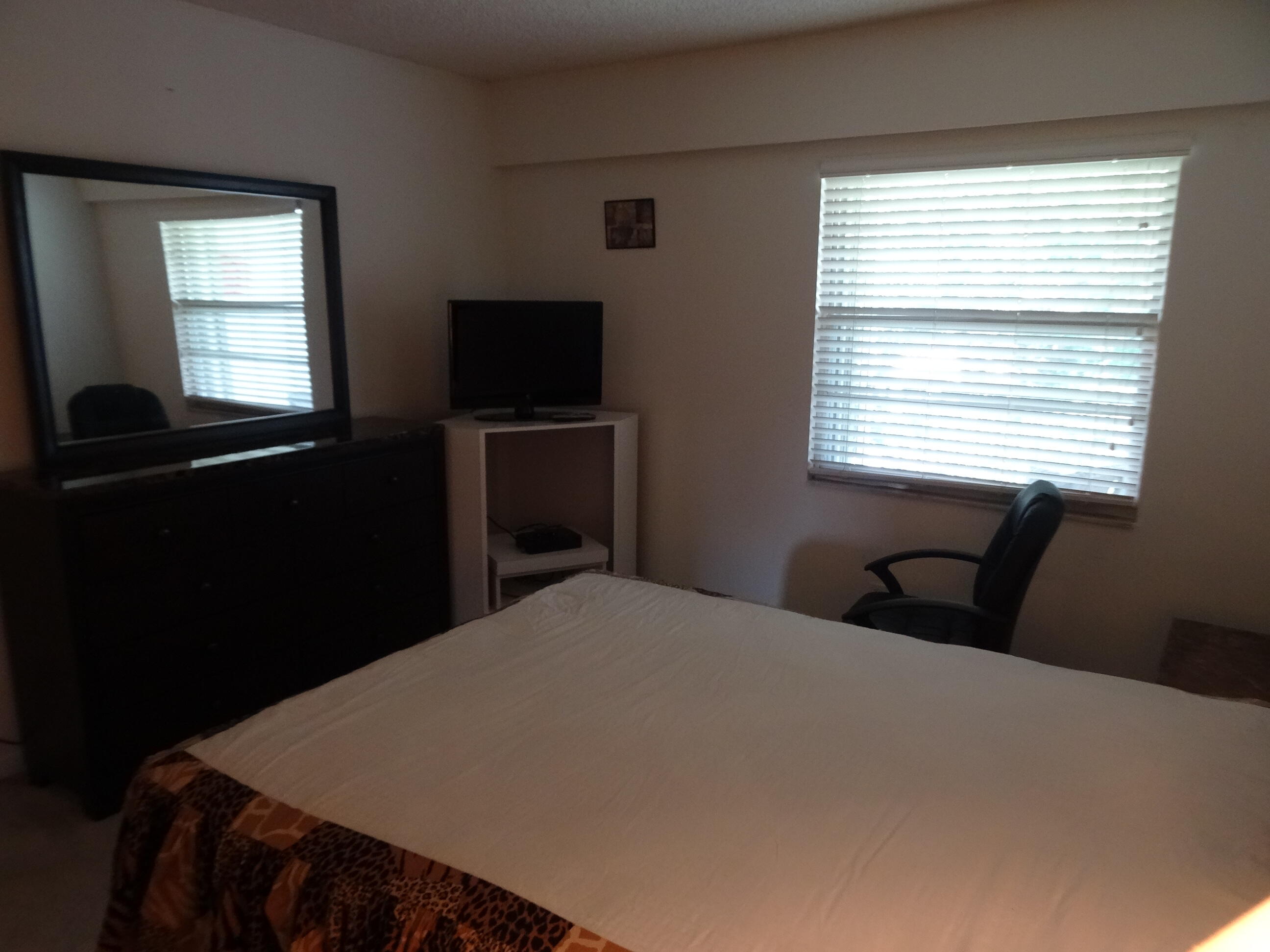 151 SW 135th #303t Pembroke Pines, FL 33027