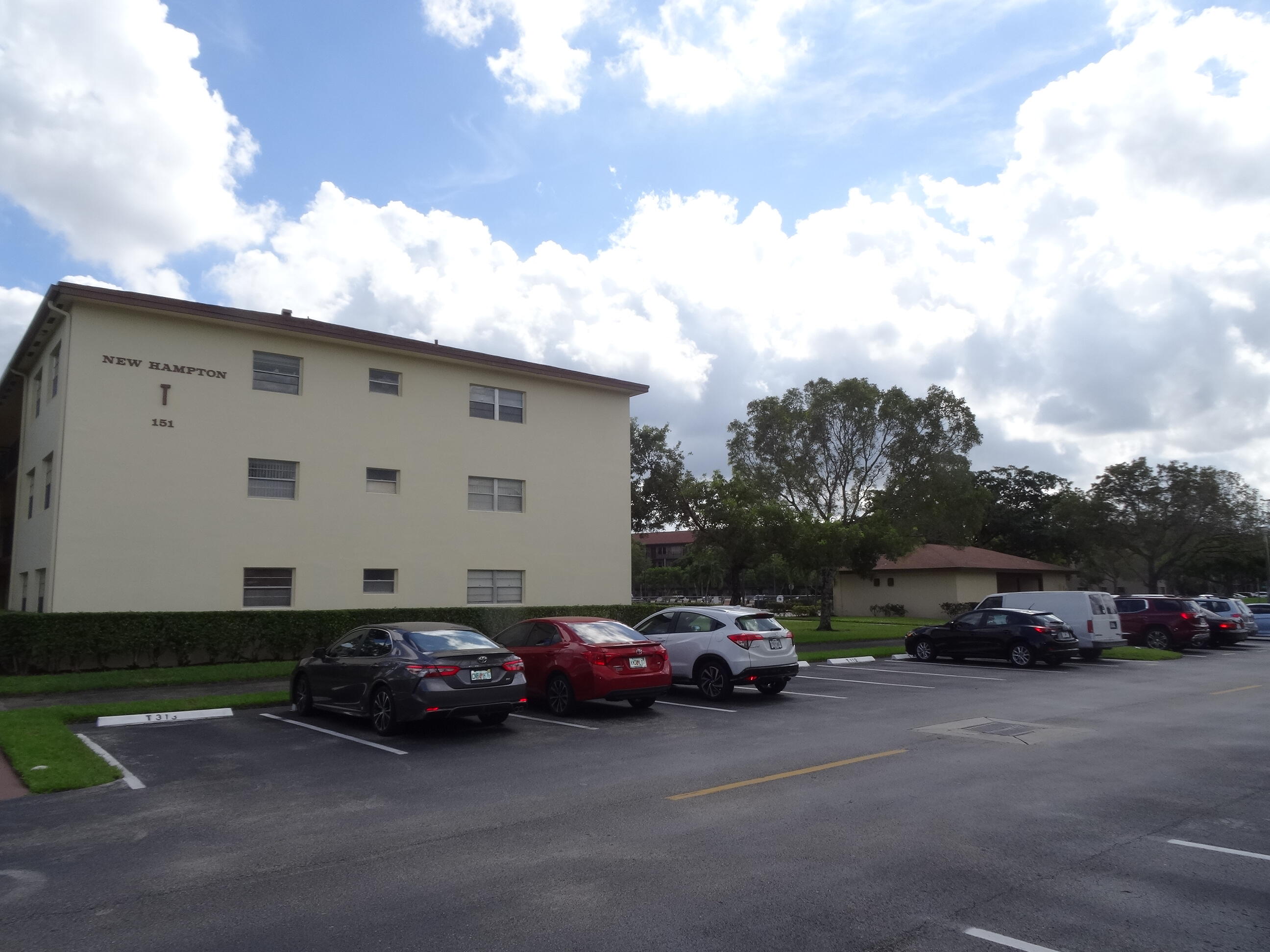 151 SW 135th #303t Pembroke Pines, FL 33027
