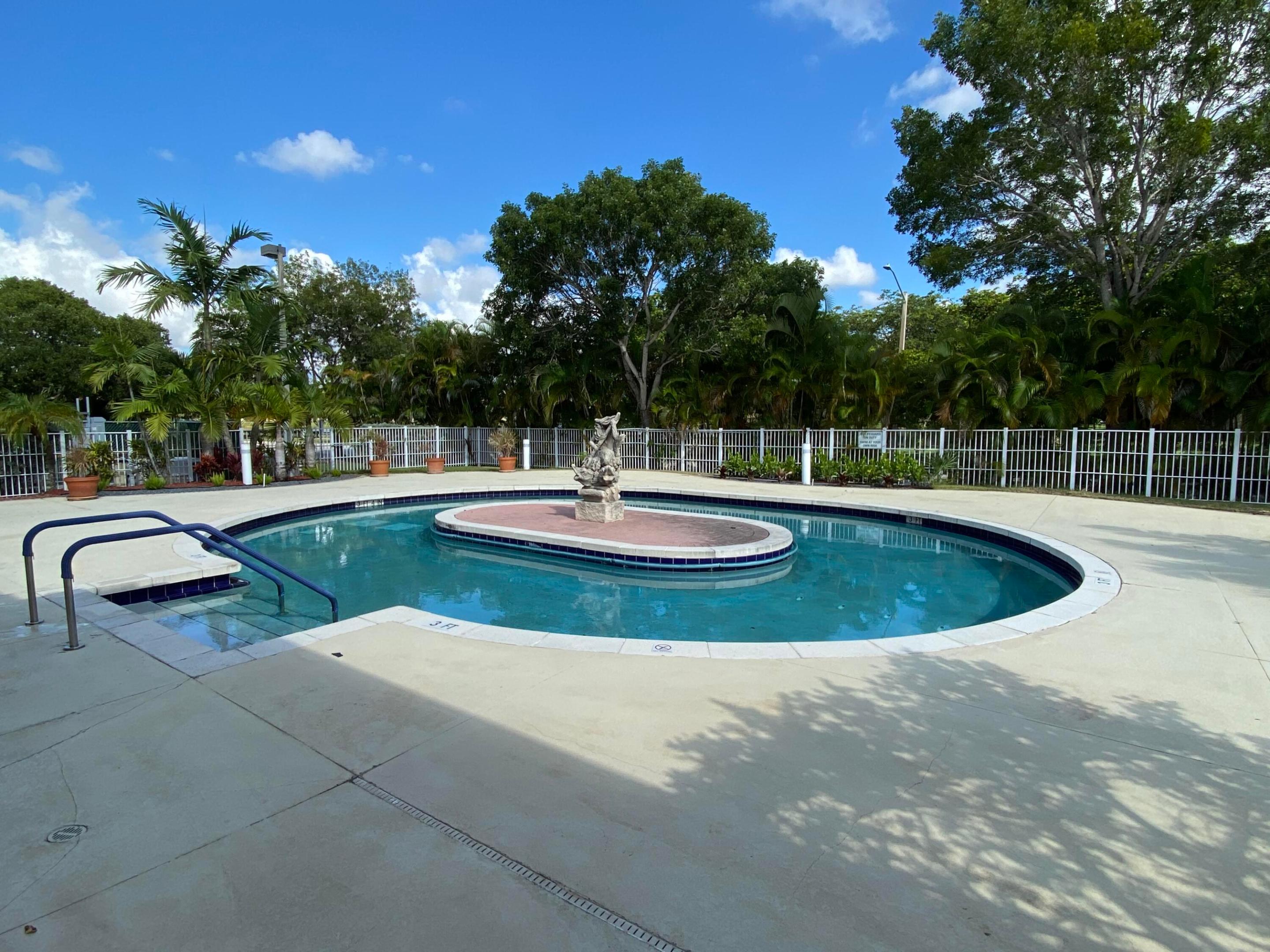 151 SW 135th #303t Pembroke Pines, FL 33027