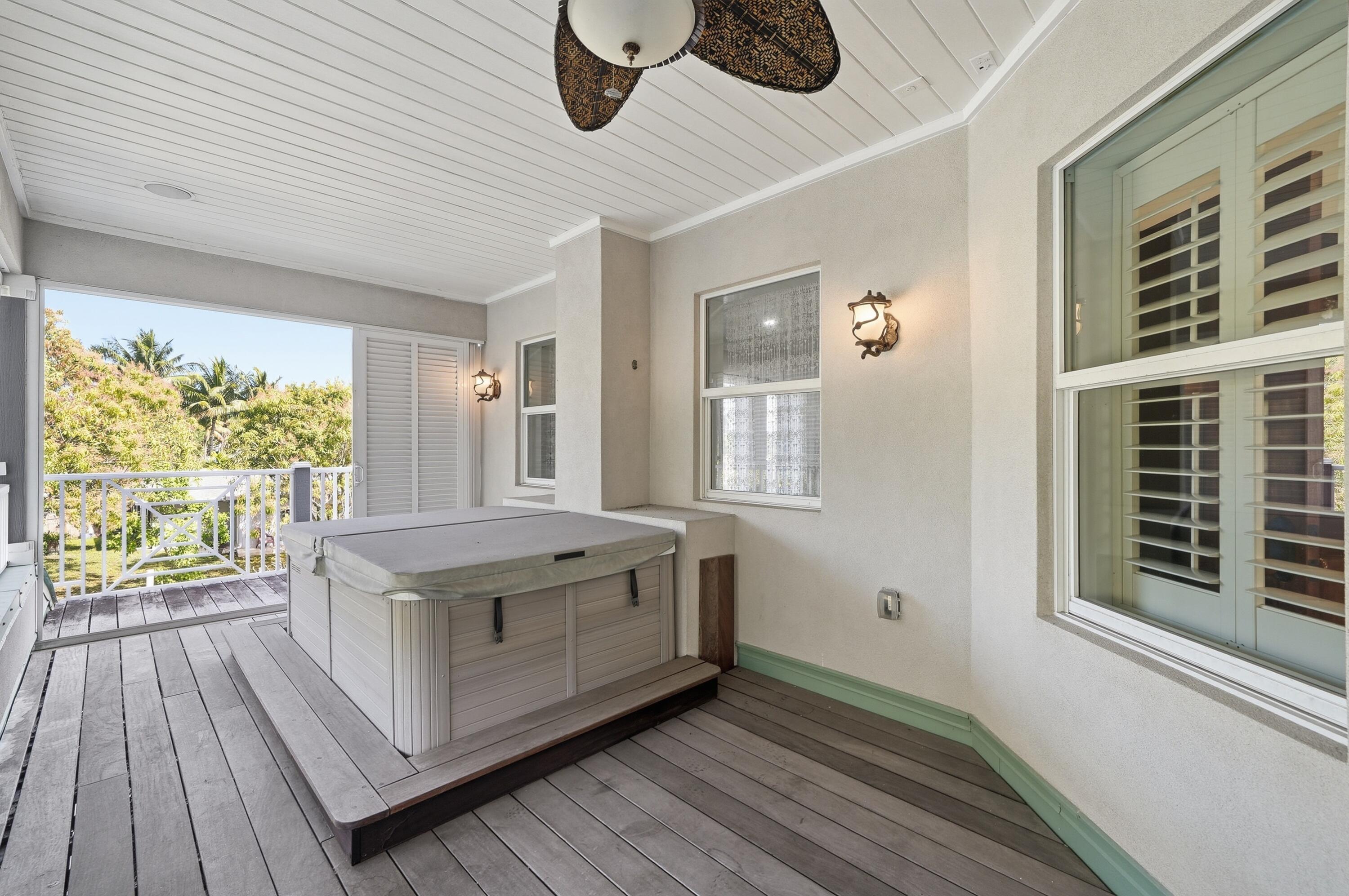 4412 SW 34th Fort Lauderdale, FL 33312