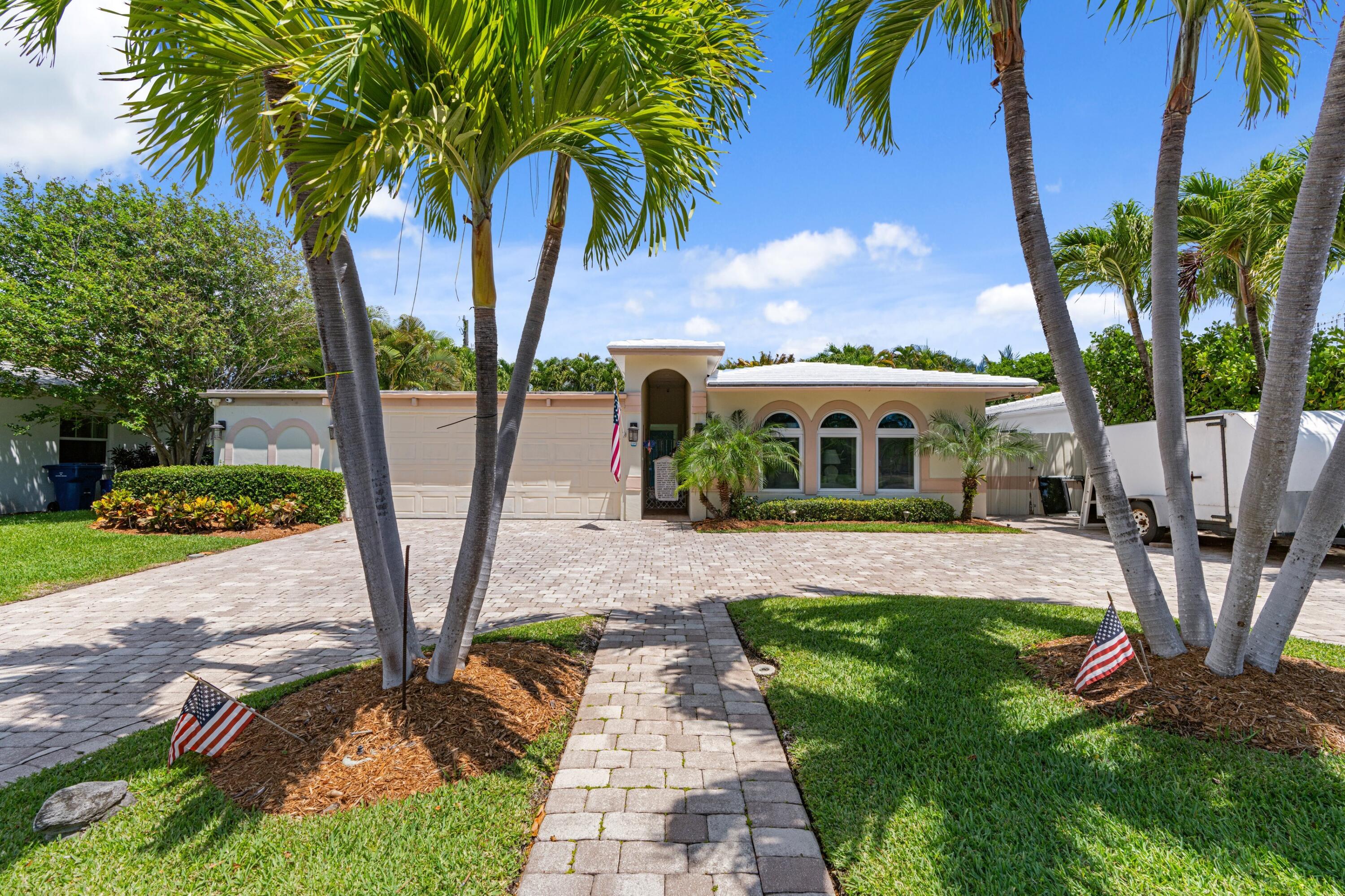 1166 Beach