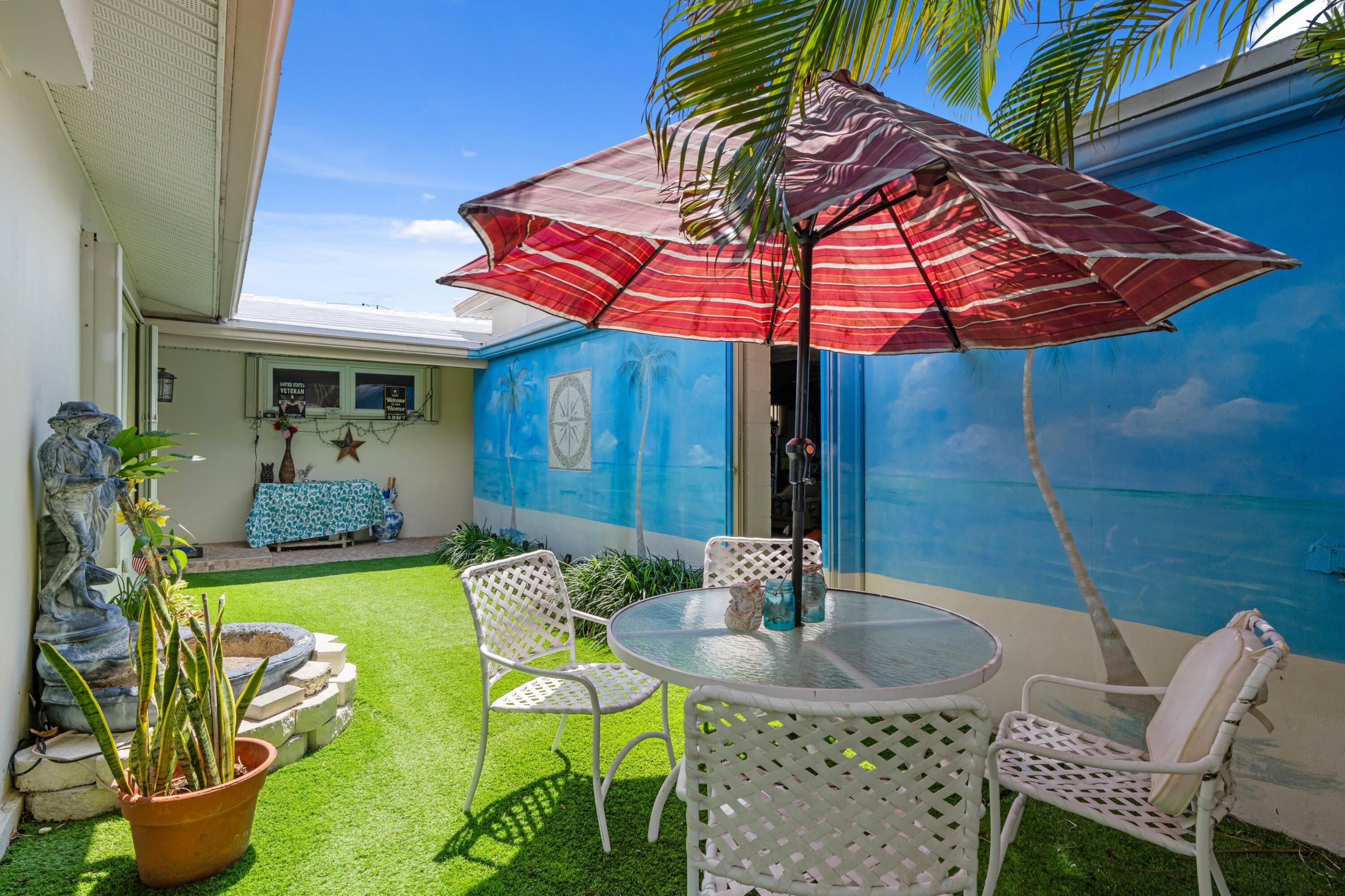 1166 Beach Singer Island, FL 33404