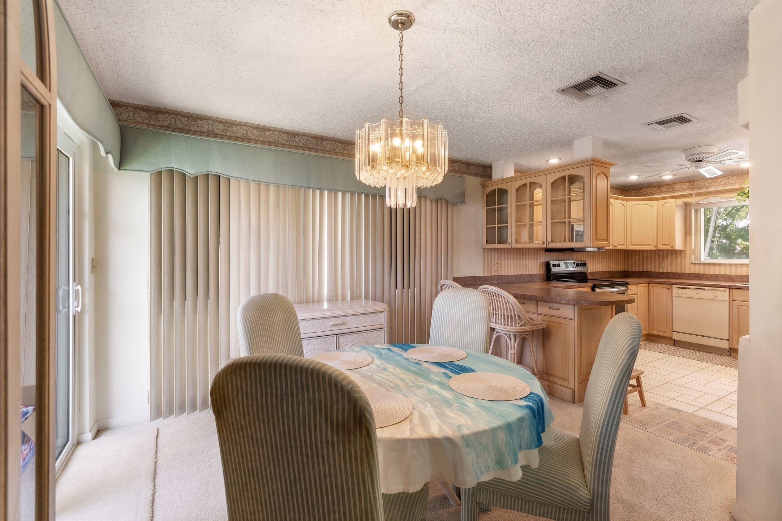 1166 Beach Singer Island, FL 33404