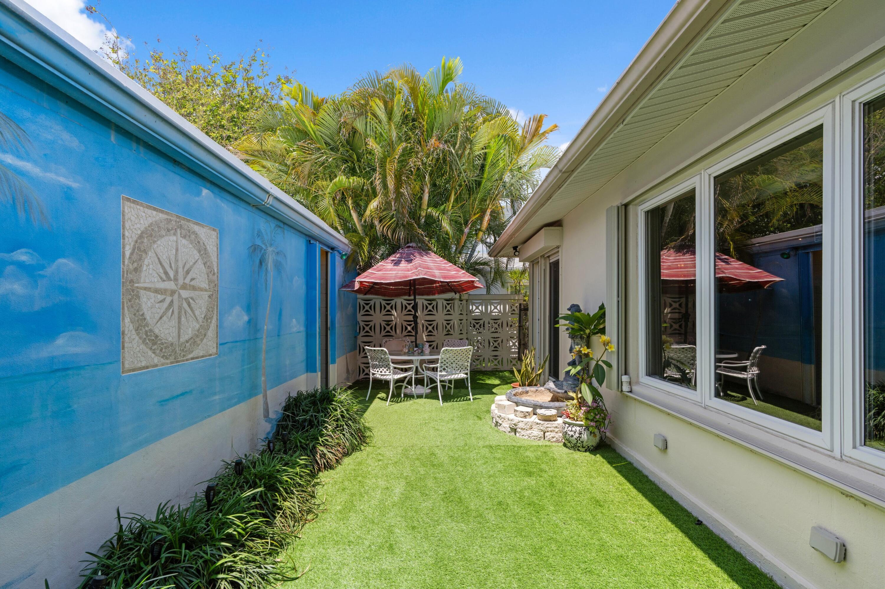 1166 Beach Singer Island, FL 33404