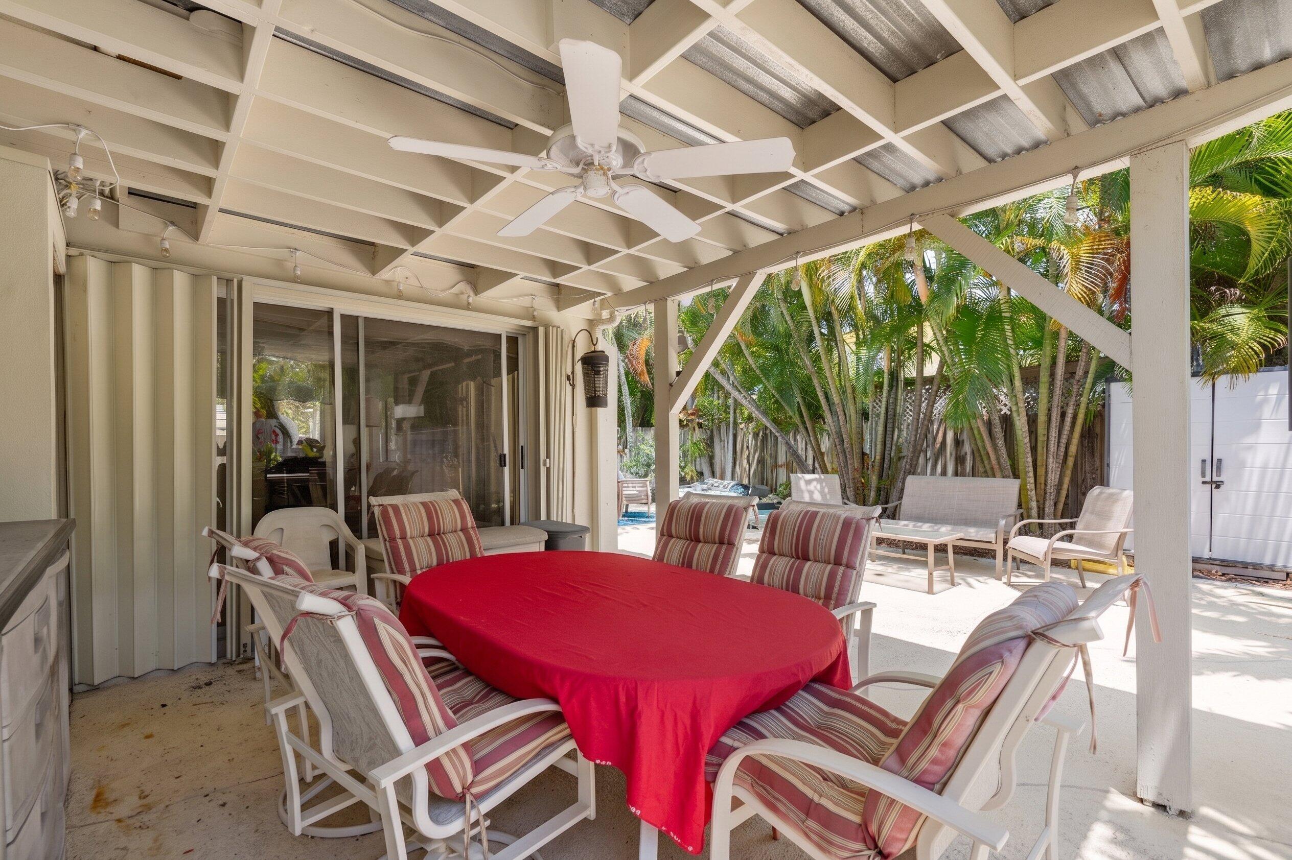 1166 Beach Singer Island, FL 33404
