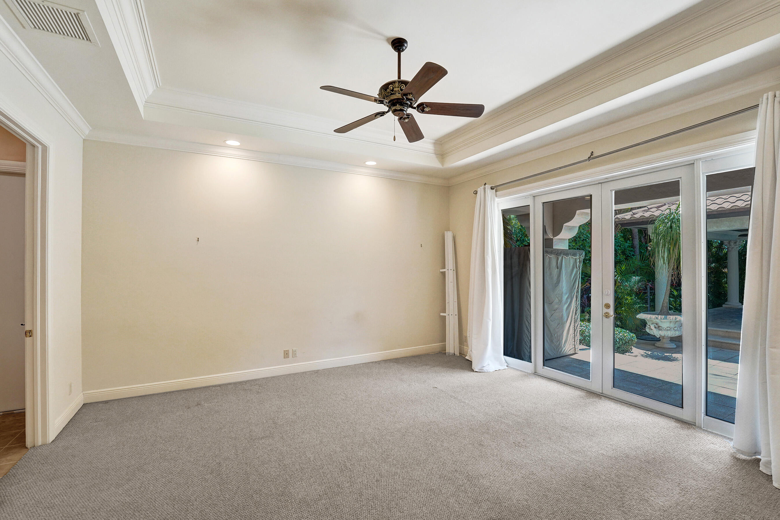 1212 E Lake Fort Lauderdale, FL 33316
