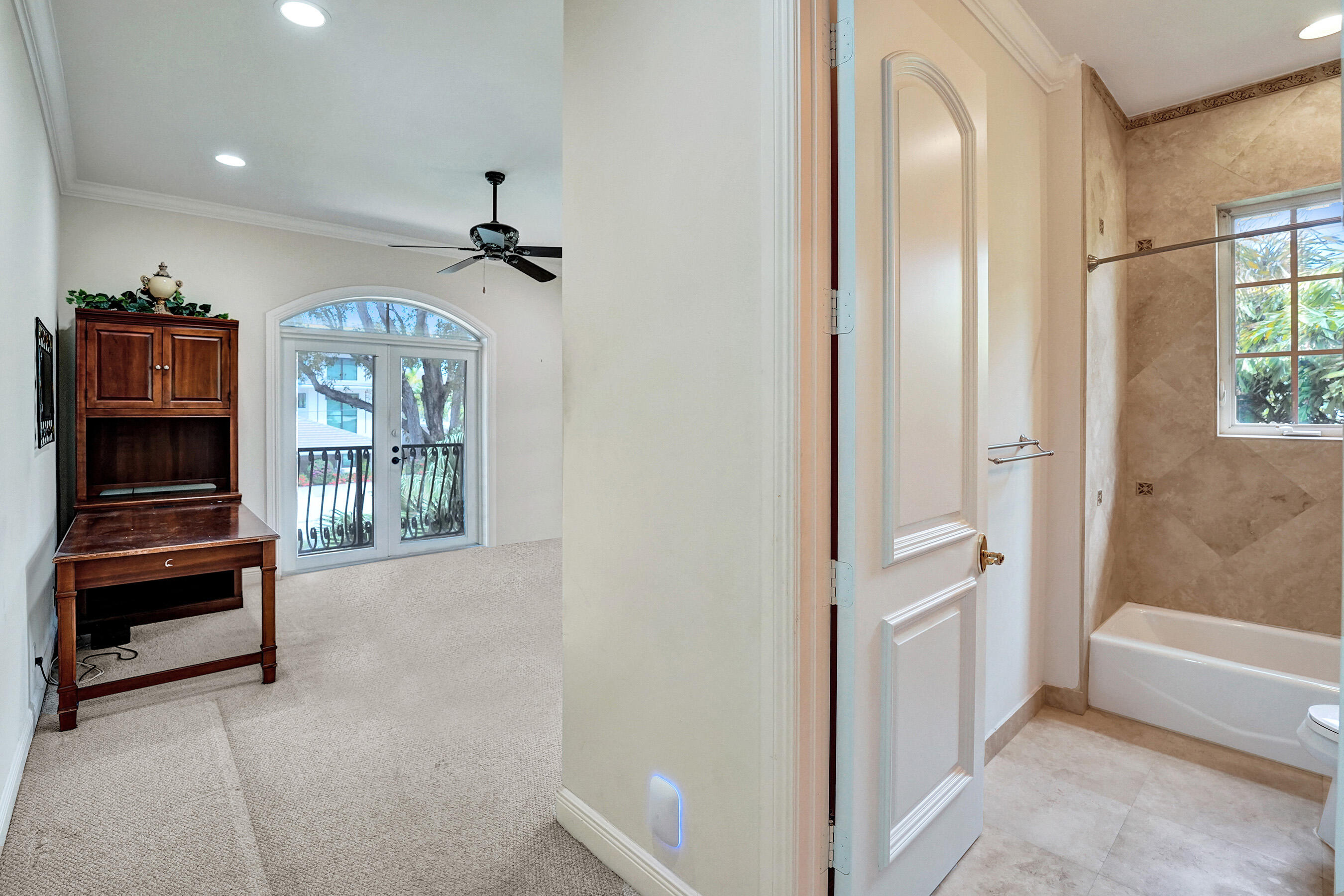 1212 E Lake Fort Lauderdale, FL 33316