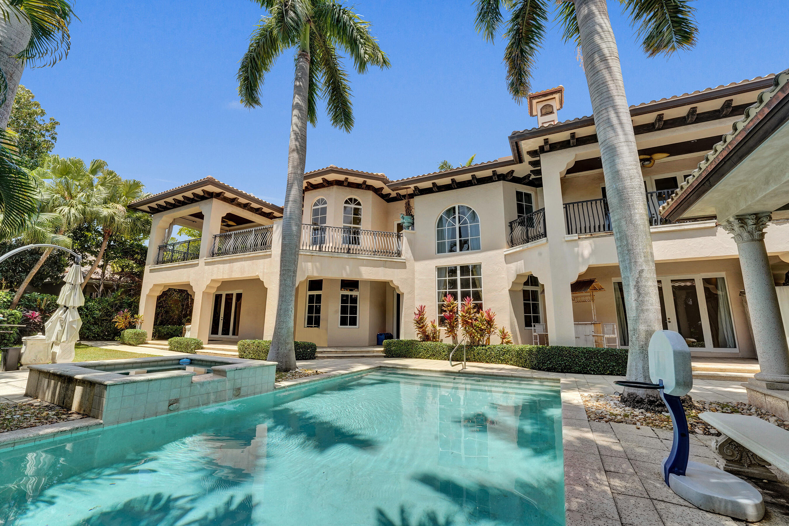 1212 E Lake Fort Lauderdale, FL 33316