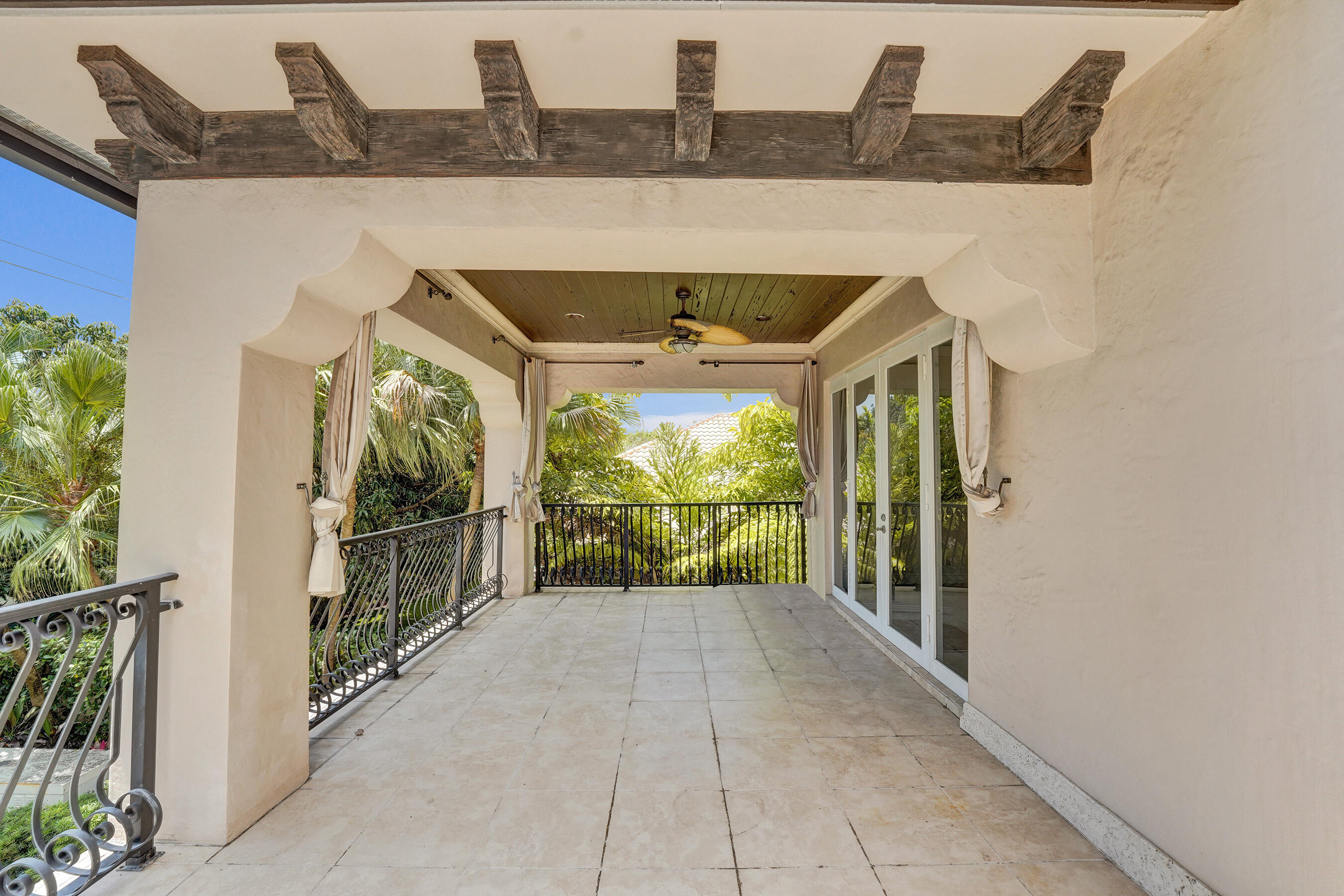 1212 E Lake Fort Lauderdale, FL 33316