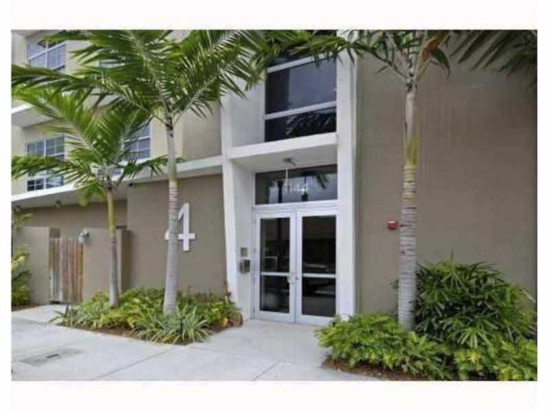 444 NW 1st #403