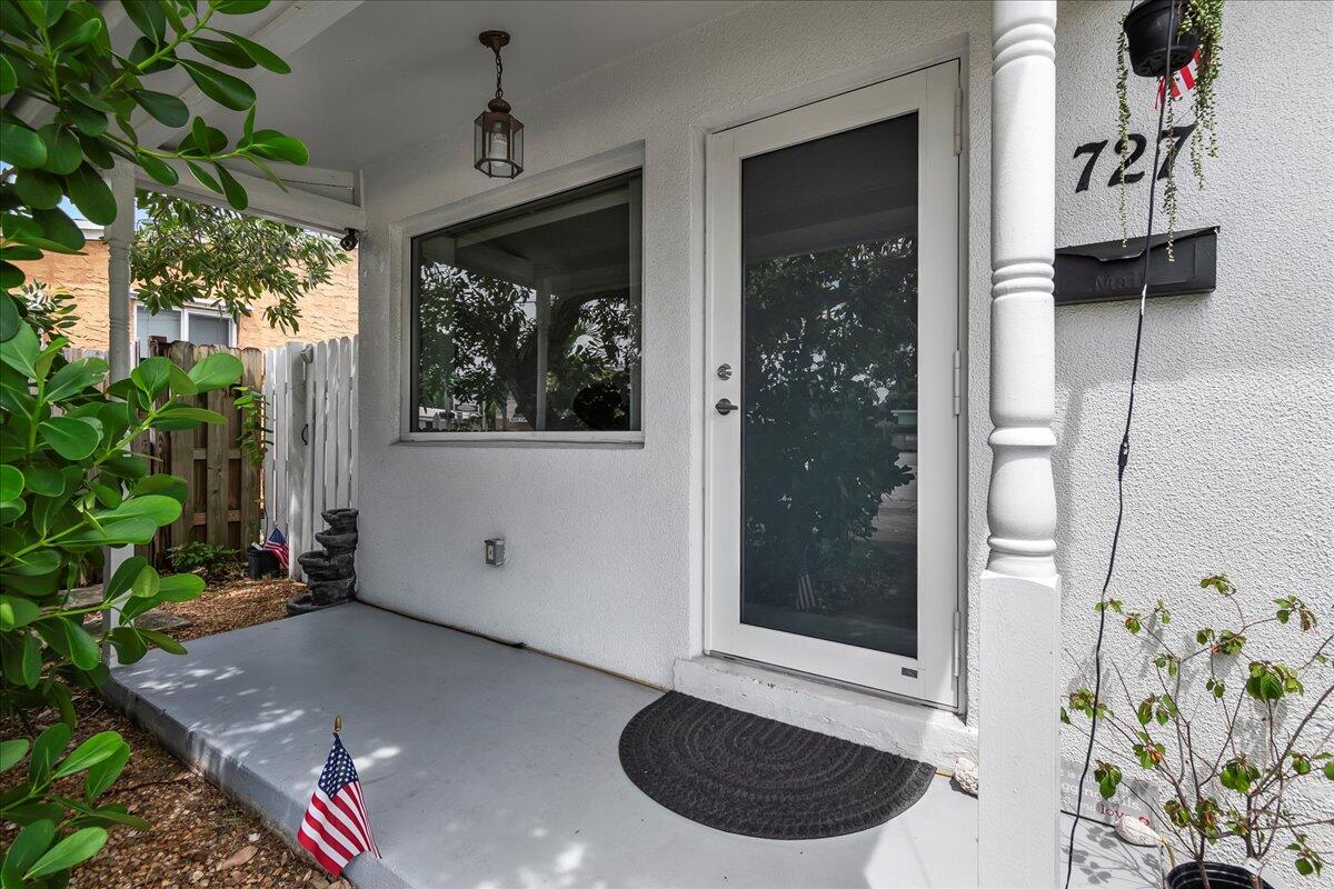 727 Bunker Rd