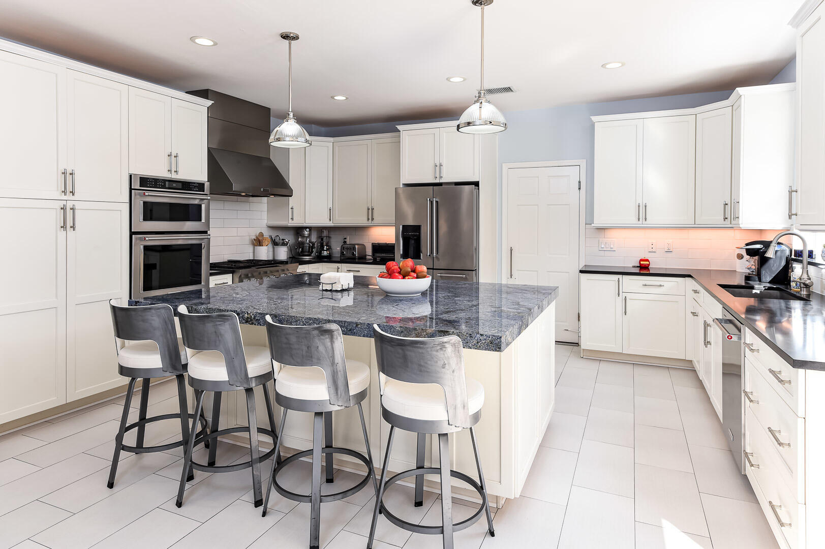 202 Coral Palm Beach, FL 33480