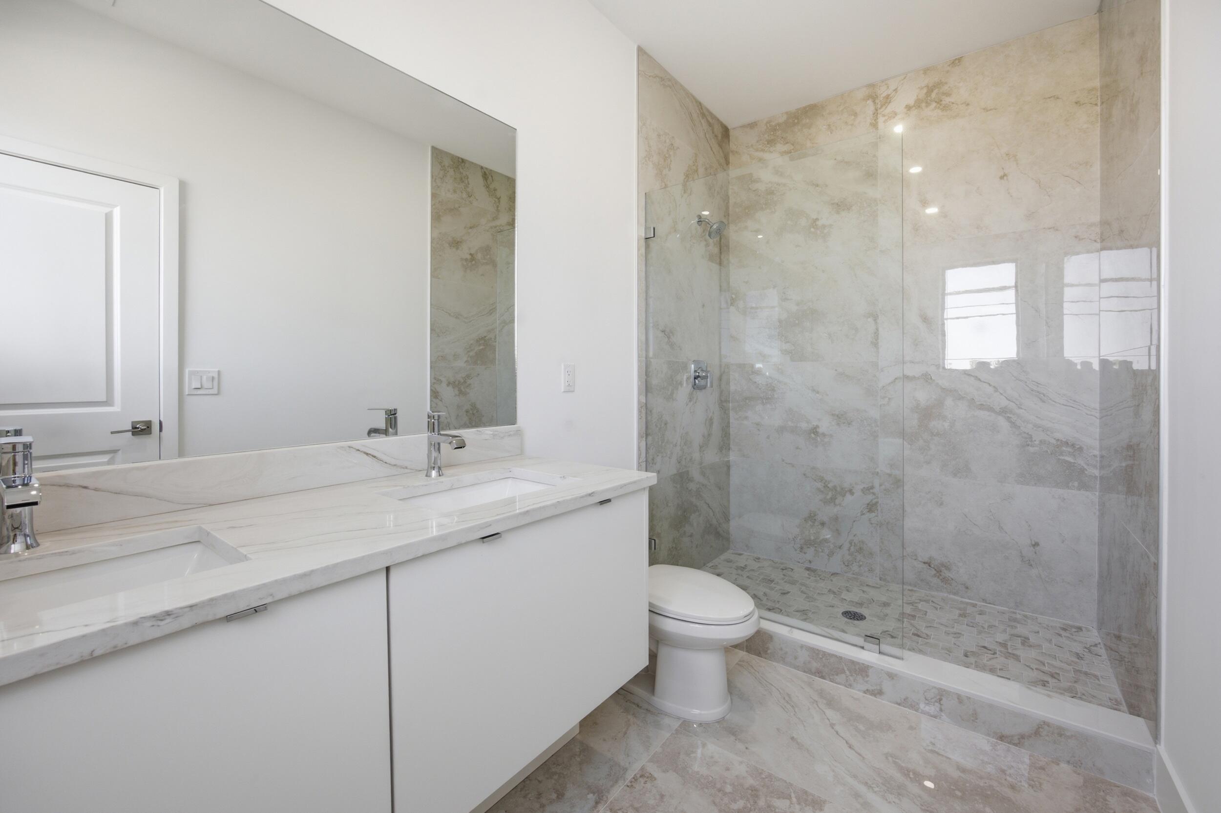 1542 NW 1st Pompano Beach, FL 33060