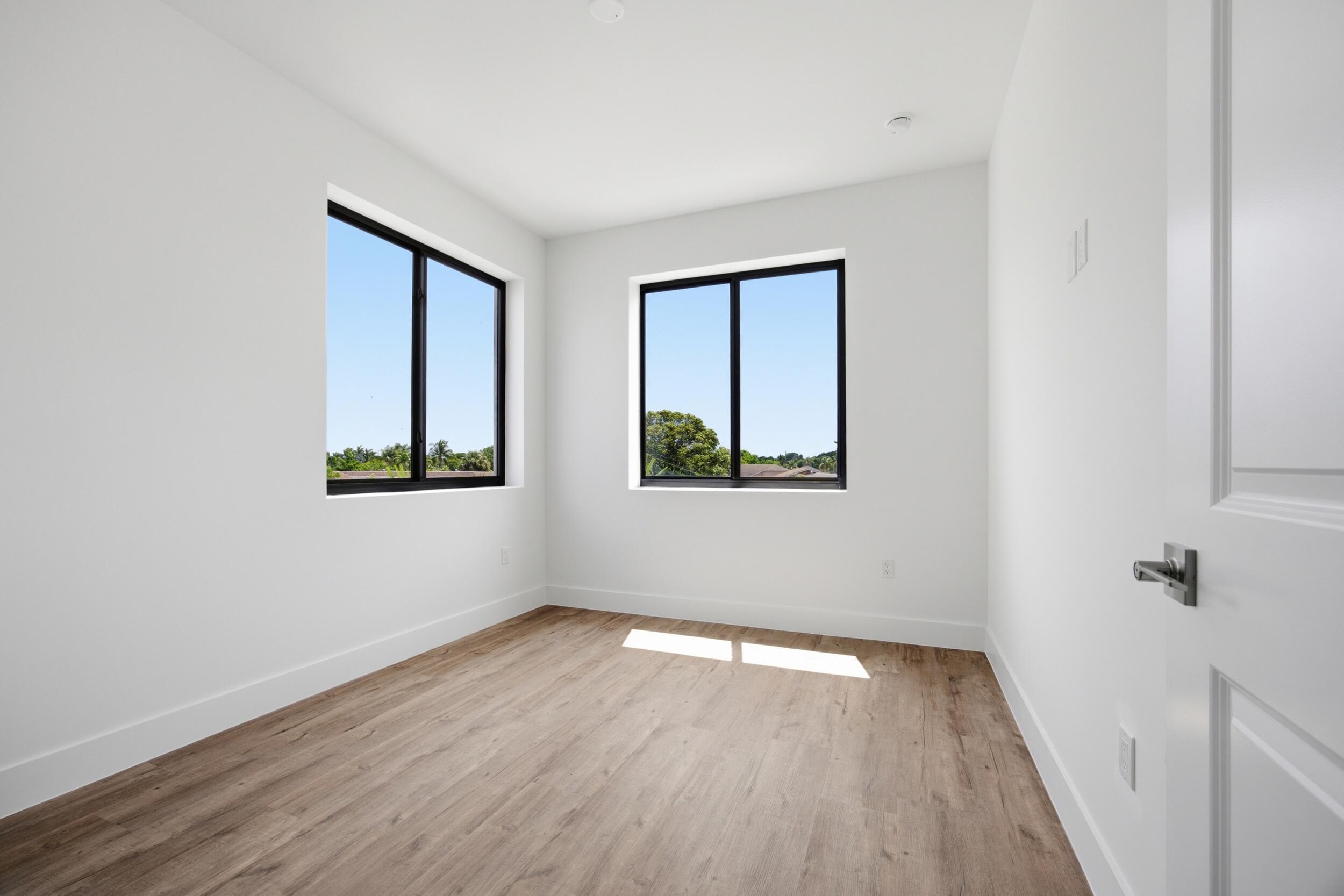 1542 NW 1st Pompano Beach, FL 33060
