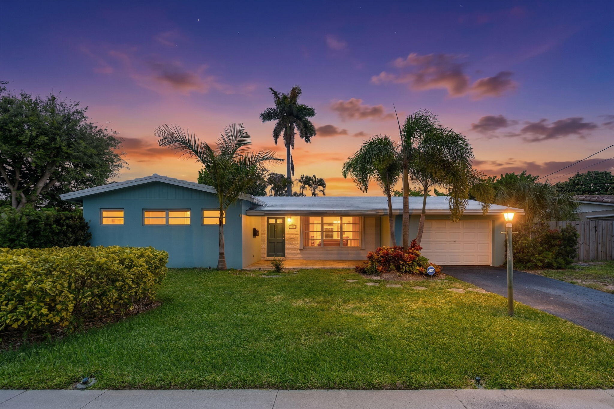 2610 NE 50th