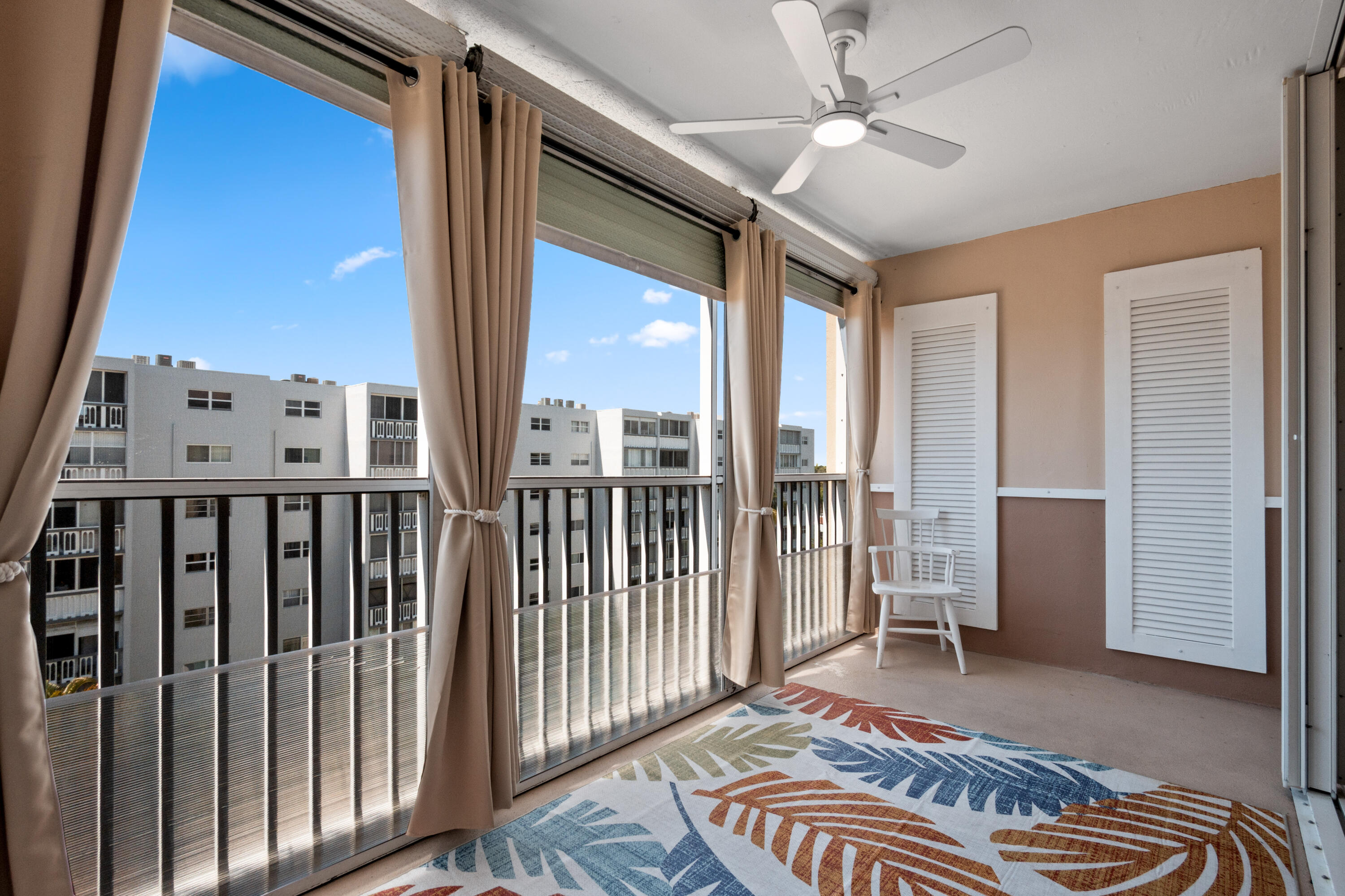 620 NE 12th #602