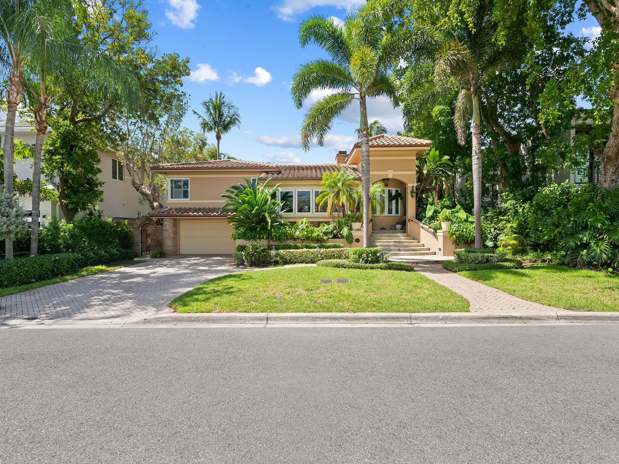 2524 Castilla Fort Lauderdale, FL 33301