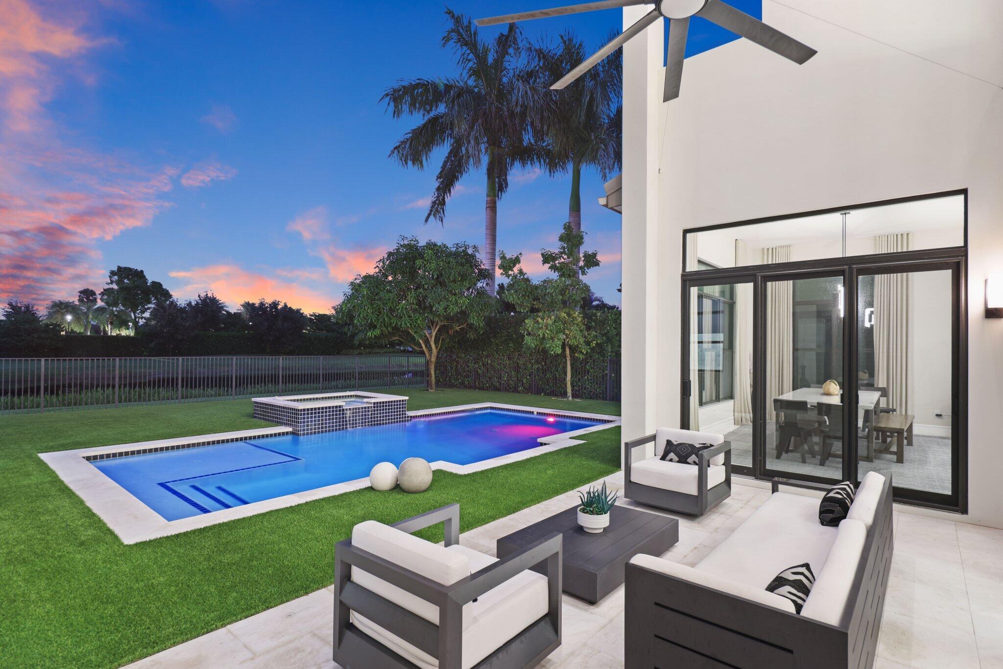 9275 Biaggio Rd Boca Raton, FL 33496
