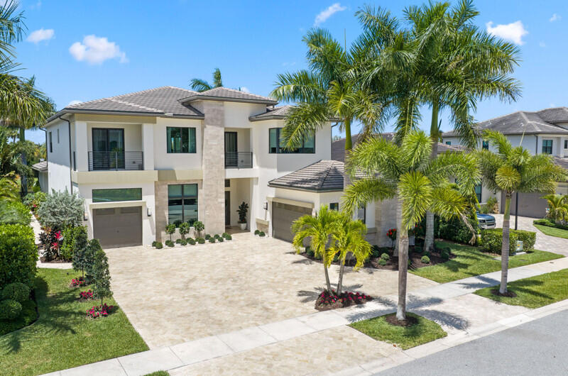 9275 Biaggio Rd Boca Raton, FL 33496