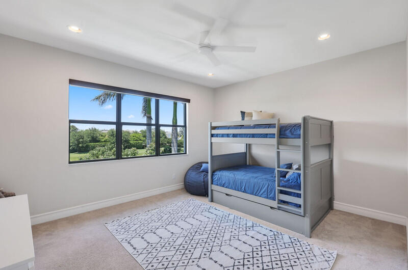 9275 Biaggio Rd Boca Raton, FL 33496