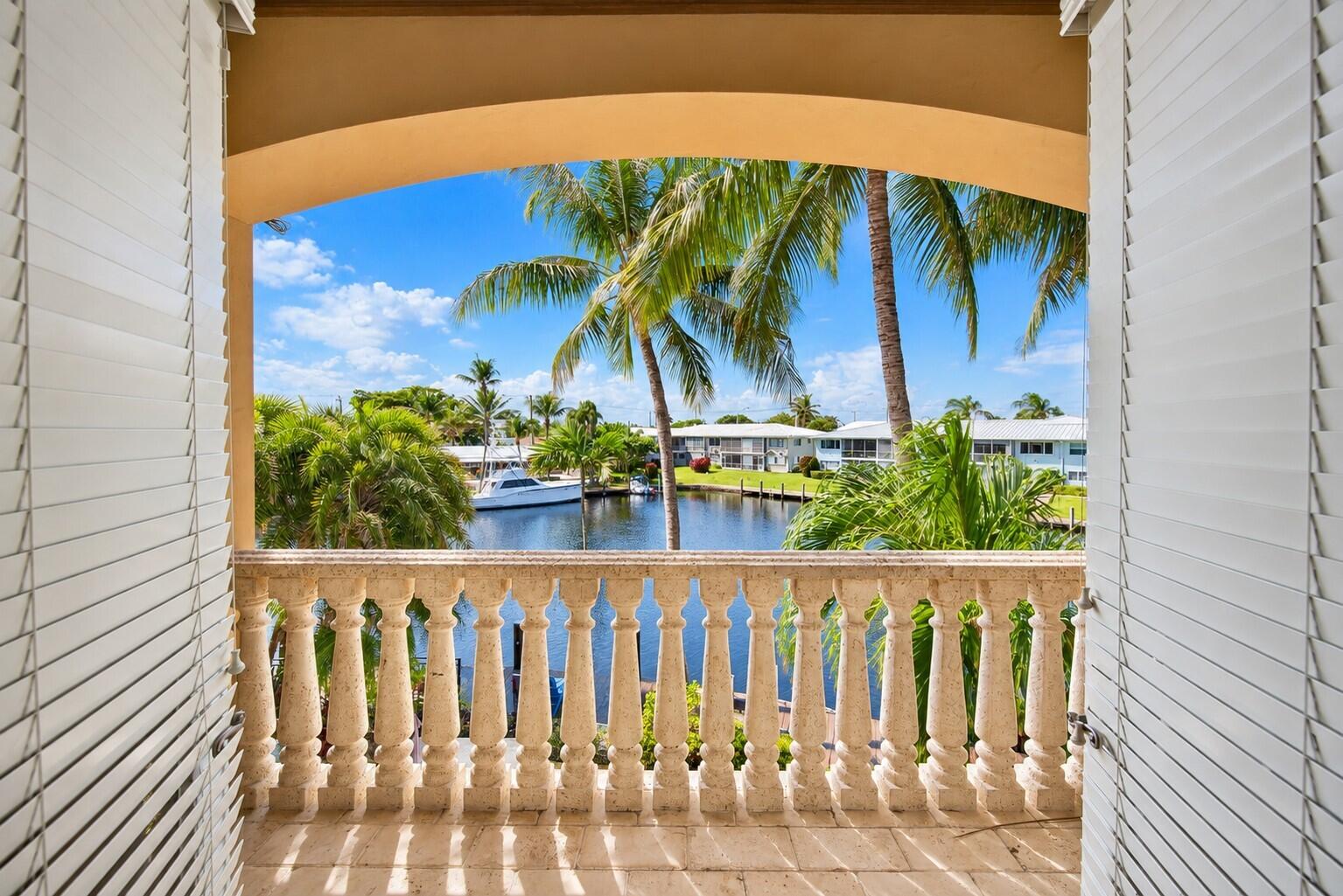 2311 NE 35th St Lighthouse Point, FL 33064