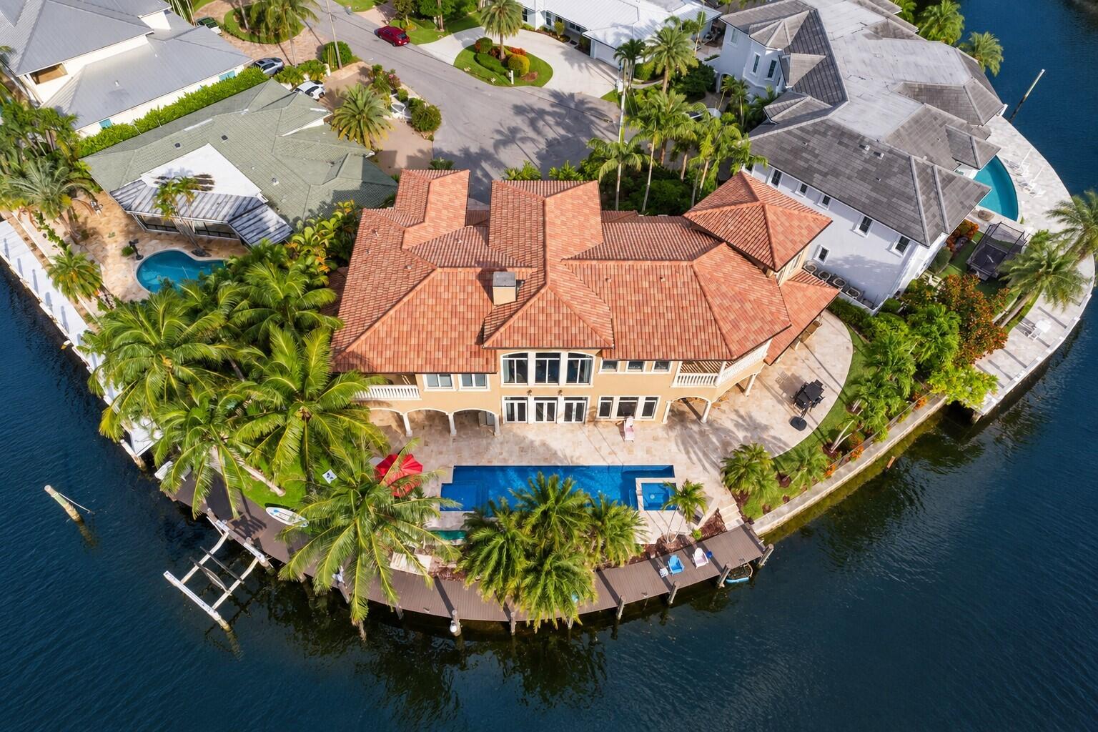 2311 NE 35th St Lighthouse Point, FL 33064