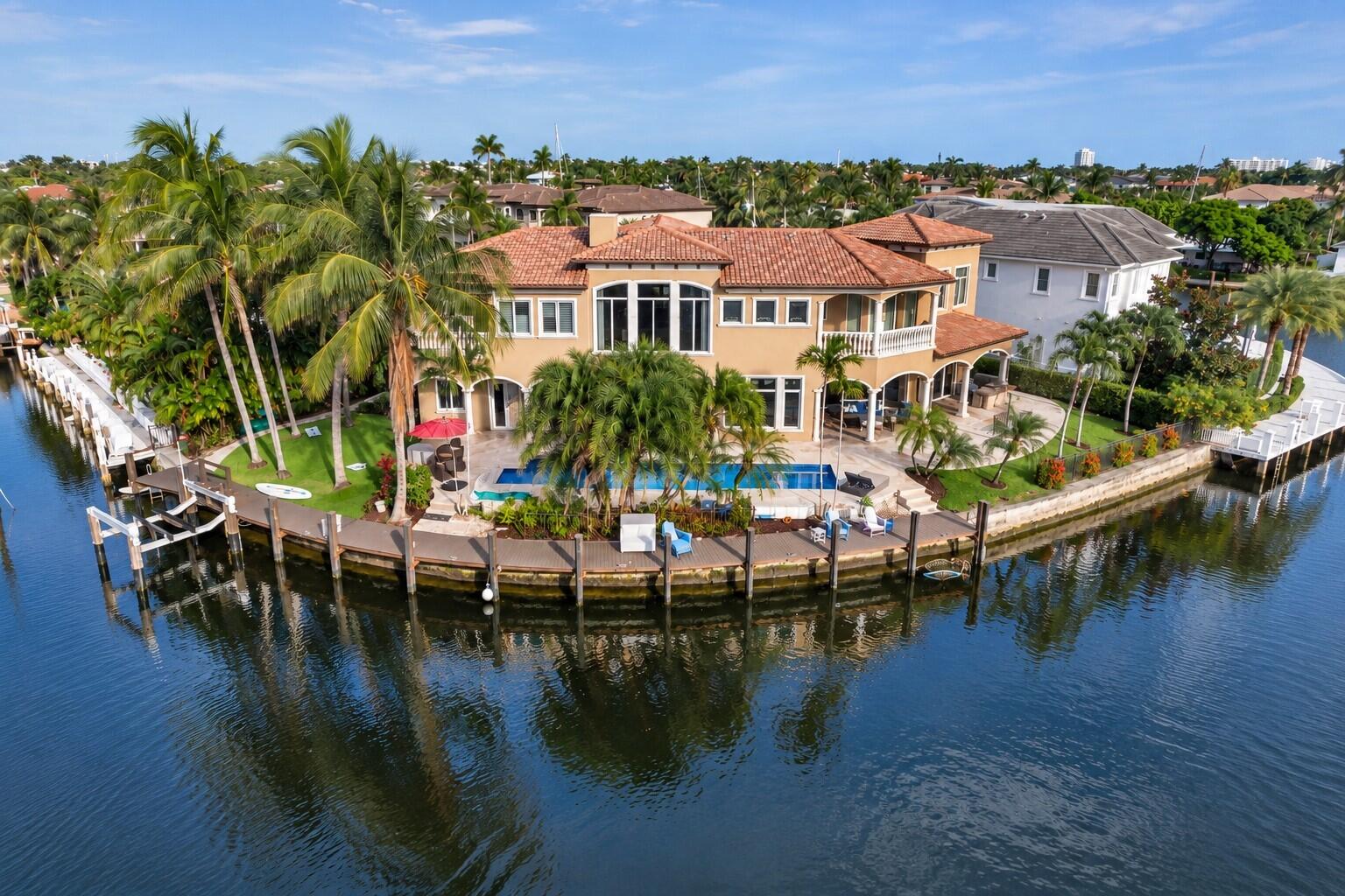 2311 NE 35th St Lighthouse Point, FL 33064