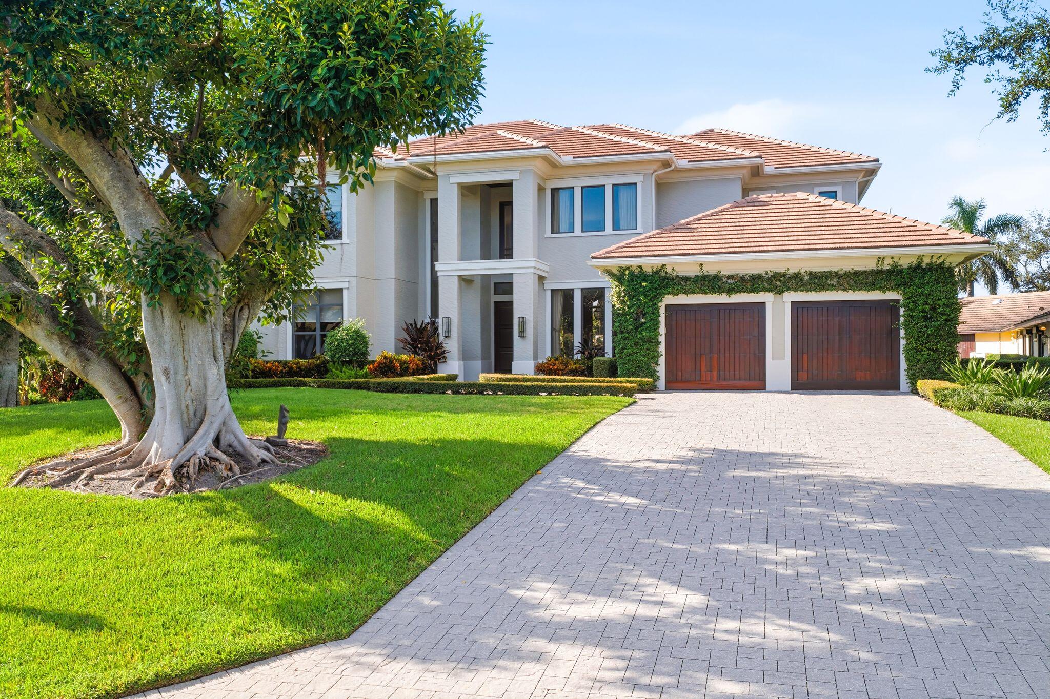 1950 Portage Lndg North Palm Beach, FL 33408