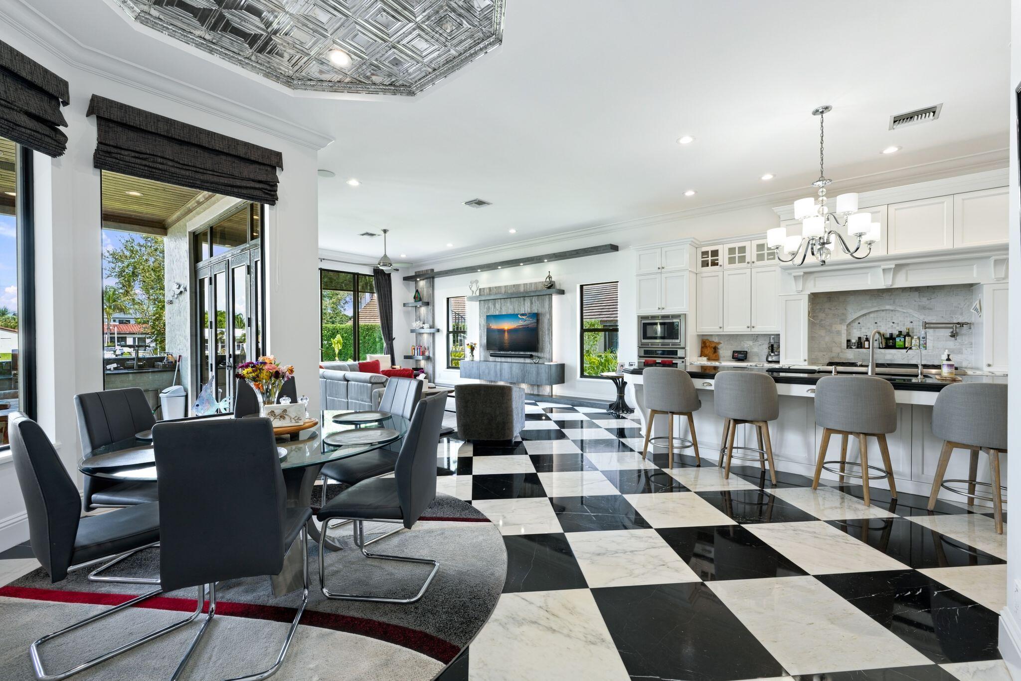 1950 Portage Lndg North Palm Beach, FL 33408