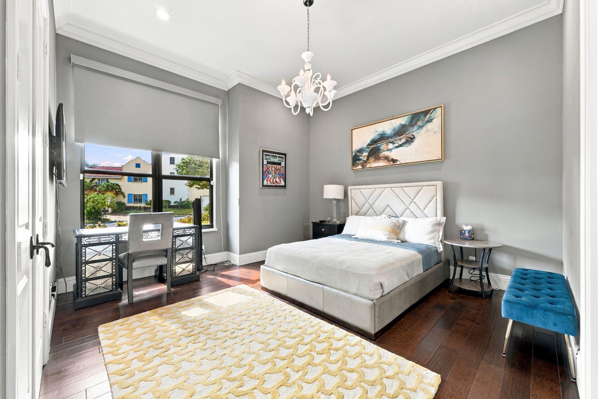 1950 Portage Lndg North Palm Beach, FL 33408