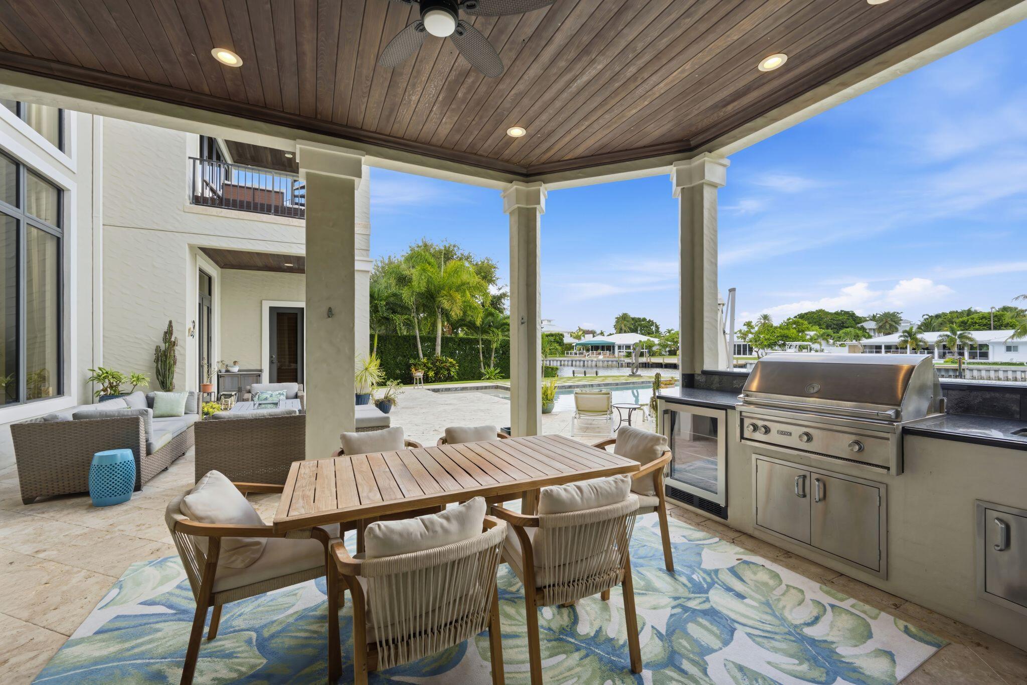 1950 Portage Lndg North Palm Beach, FL 33408