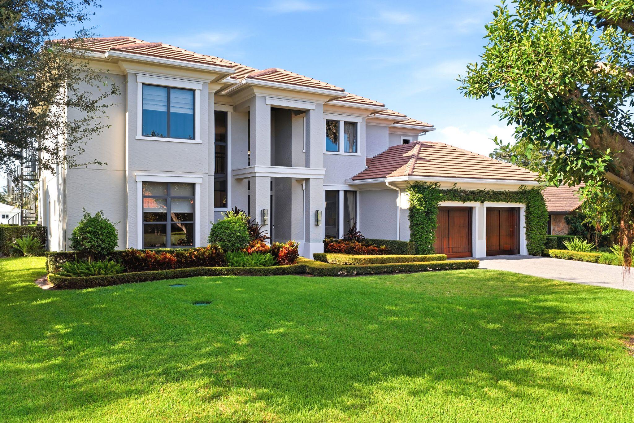 1950 Portage Lndg North Palm Beach, FL 33408