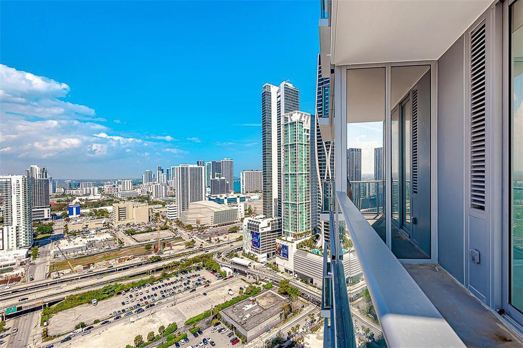 image Paramount Miami Worldcenter26