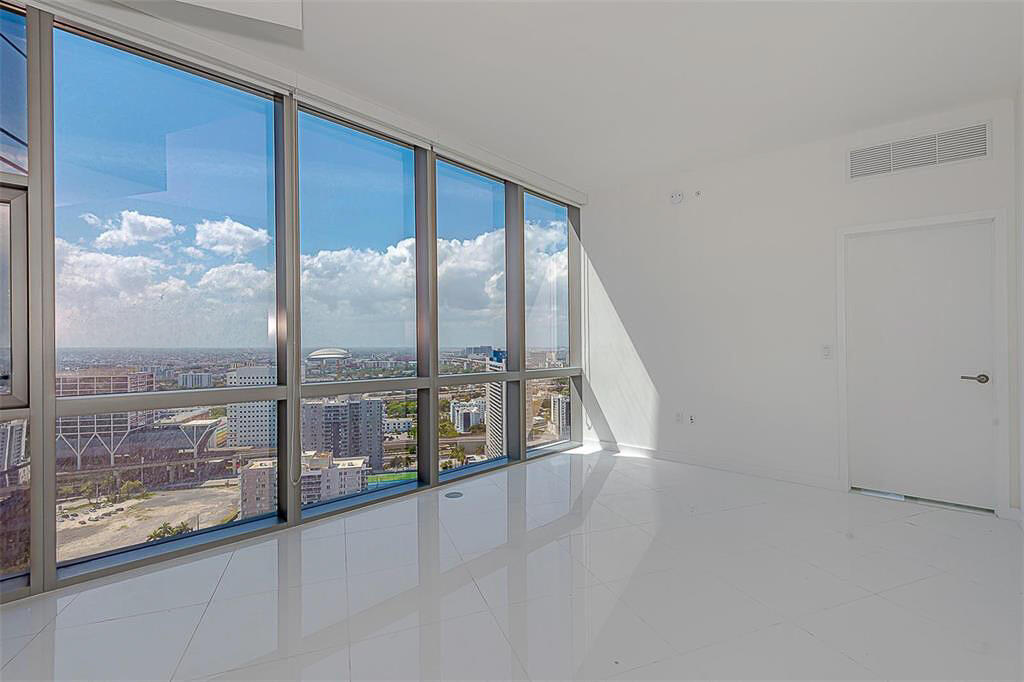 image Paramount Miami Worldcenter4