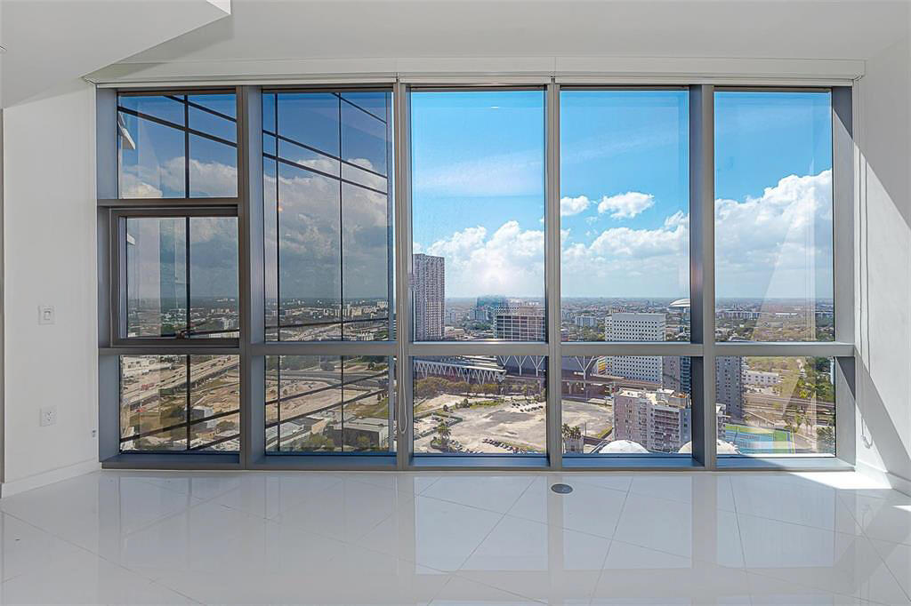 image Paramount Miami Worldcenter5