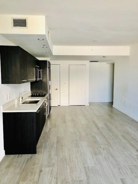 45 SW 9th St #3509 Miami, FL 33130