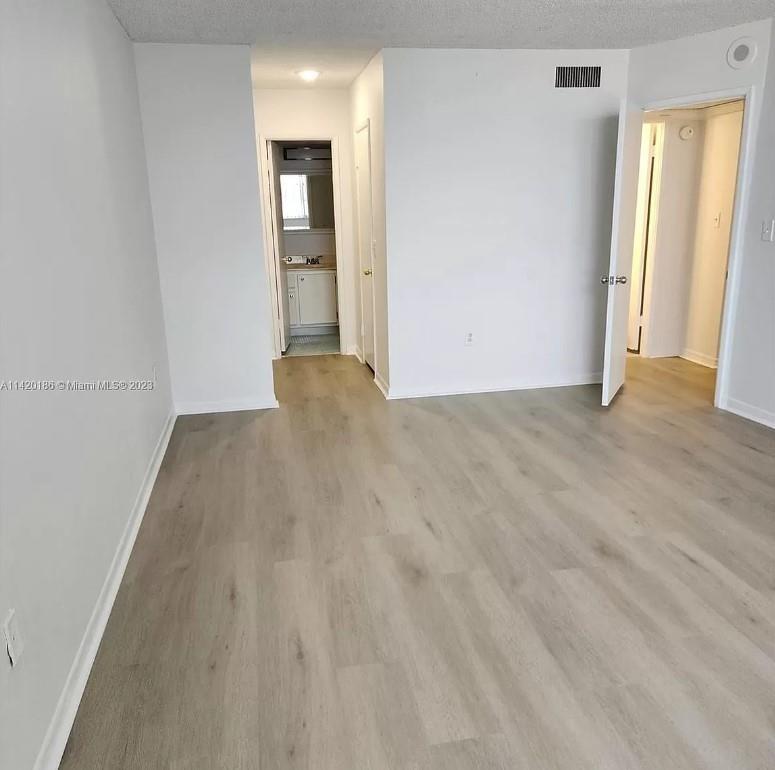 image ADMIRALS PORT CONDO WEST2