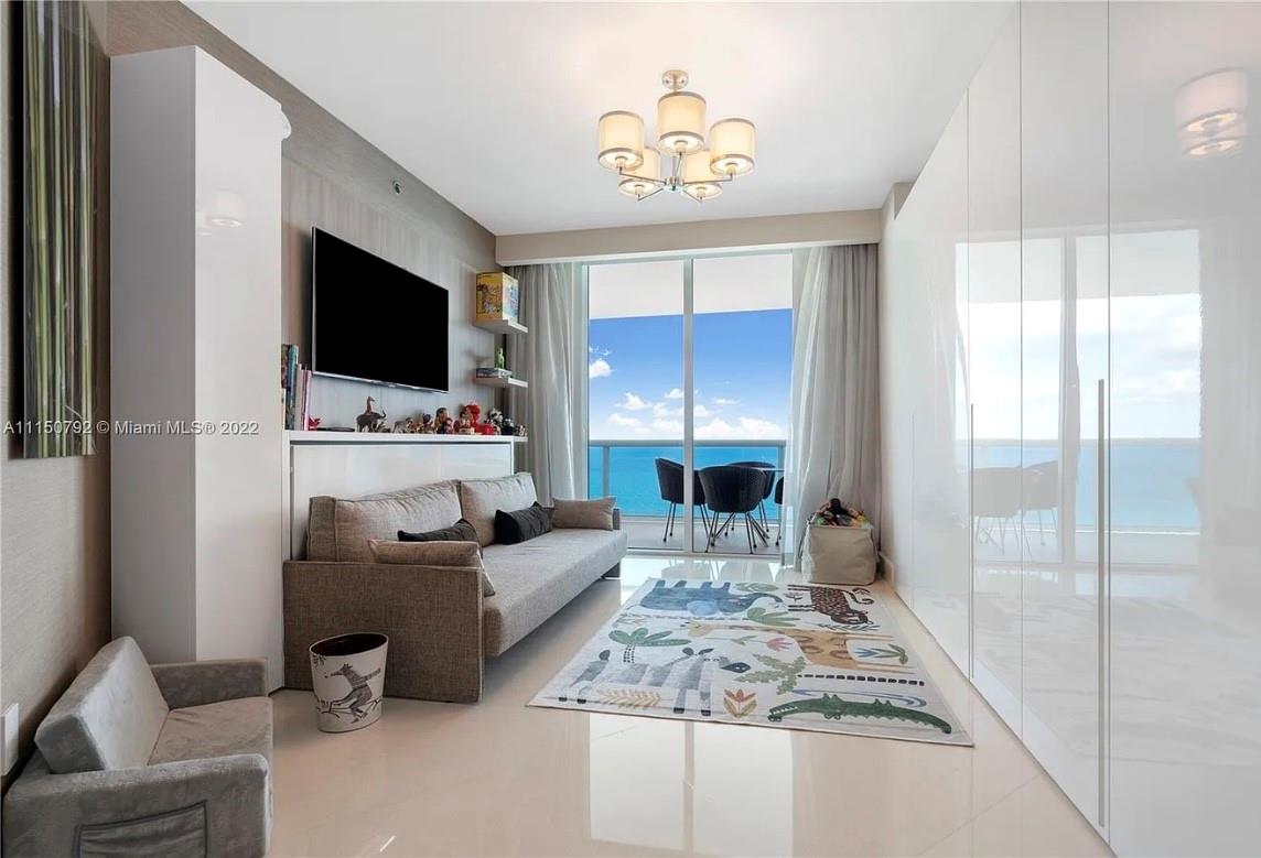 2711 S Ocean Dr #2902 Hollywood, FL 33019