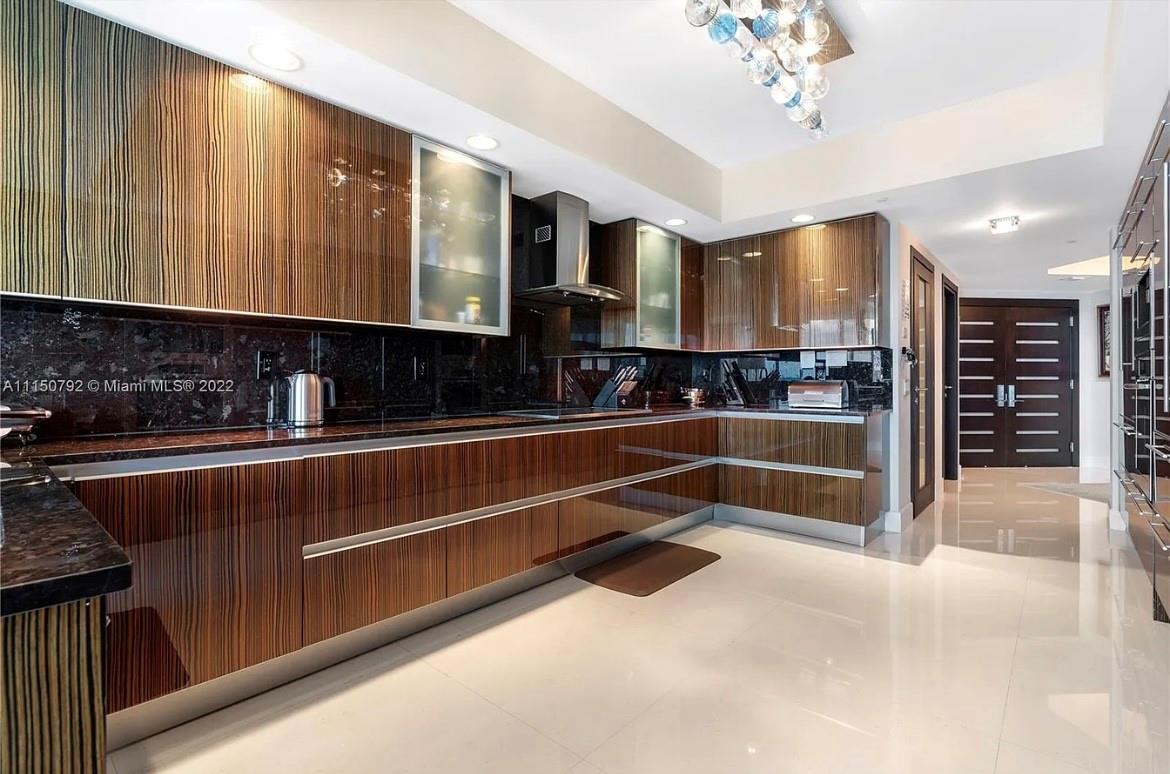 2711 S Ocean Dr #2902 Hollywood, FL 33019