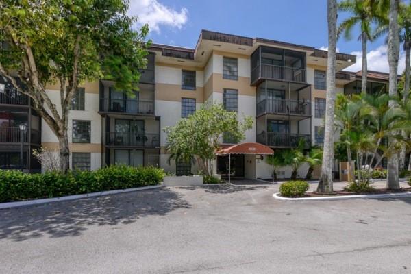 5530 NW 44th St #418C