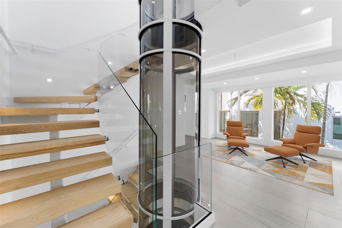 423 Hendricks Fort Lauderdale, FL 33301